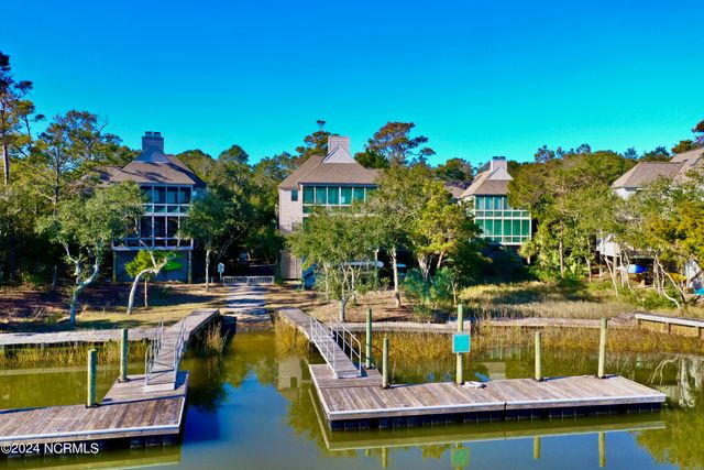 219 N Bald Head Wynd 12b, Southport, NC 28461