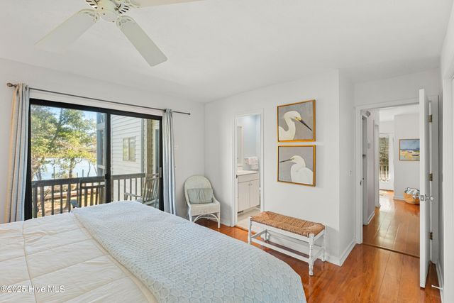 219 N Bald Head Wynd 12b, Southport, NC 28461