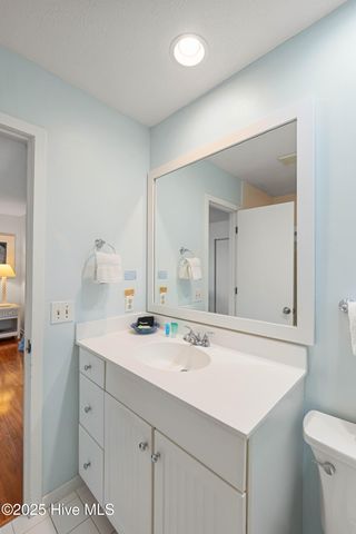 219 N Bald Head Wynd 12b, Southport, NC 28461