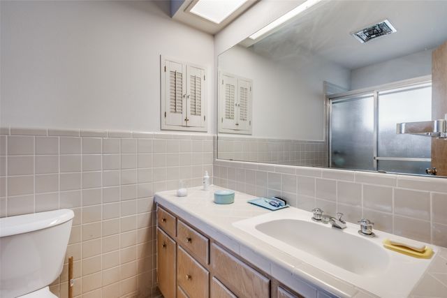 1723 Timbergrove Circle, Dallas, TX 75208