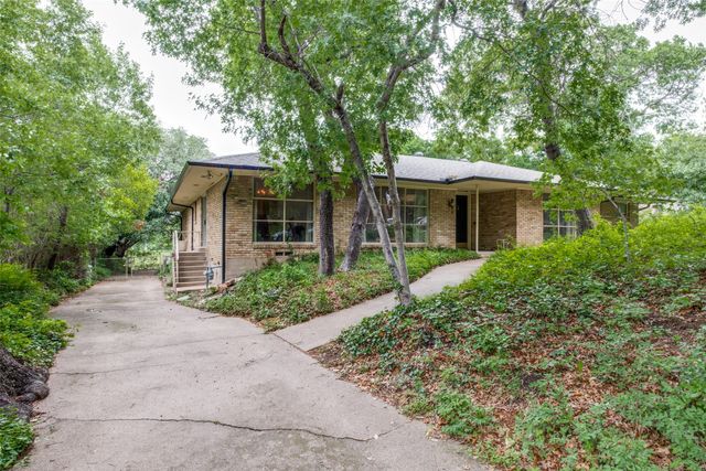 1723 Timbergrove Circle, Dallas, TX 75208