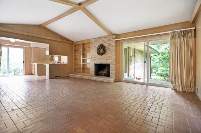 1723 Timbergrove Circle, Dallas, TX 75208