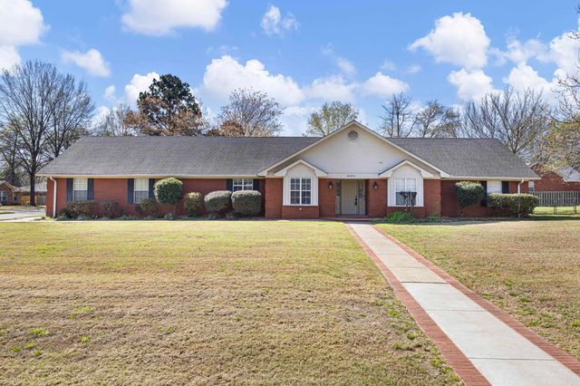 2303 W 5th Street, Russellville, AR 72801