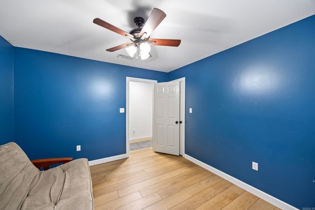 2303 W 5th Street, Russellville, AR 72801