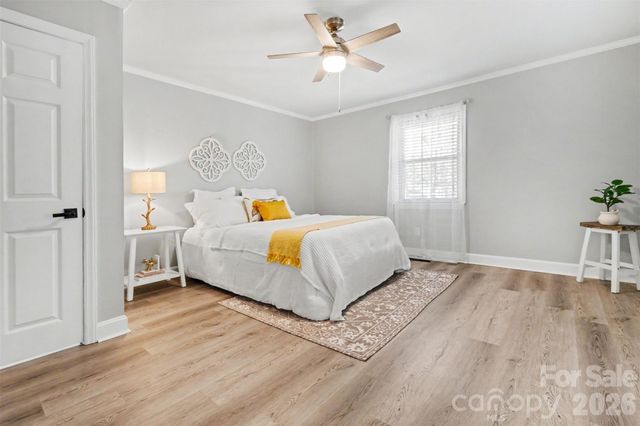 738 Edgemoor Drive, Mooresville, NC 28115
