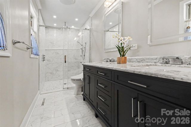 738 Edgemoor Drive, Mooresville, NC 28115
