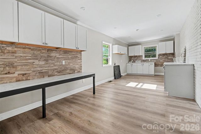 738 Edgemoor Drive, Mooresville, NC 28115