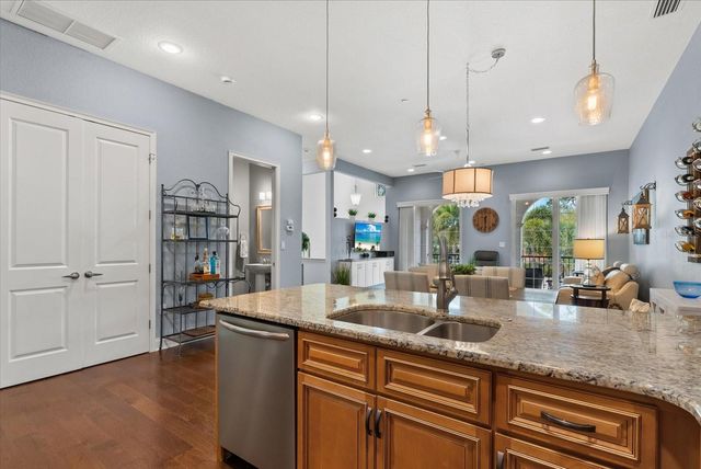 429 NOKOMIS AVENUE S, Venice, FL 34285