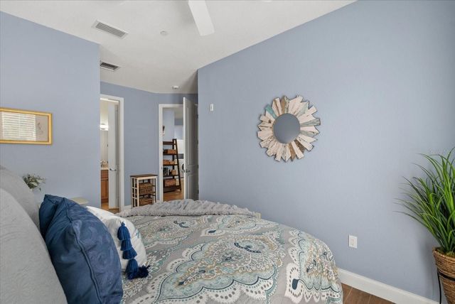 429 NOKOMIS AVENUE S, Venice, FL 34285