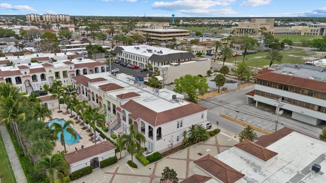 429 NOKOMIS AVENUE S, Venice, FL 34285