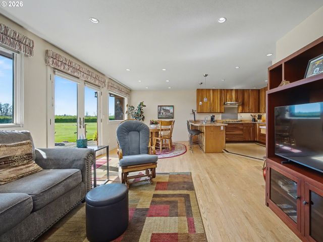 9626 S GRIBBLE Rd, Canby, OR 97013