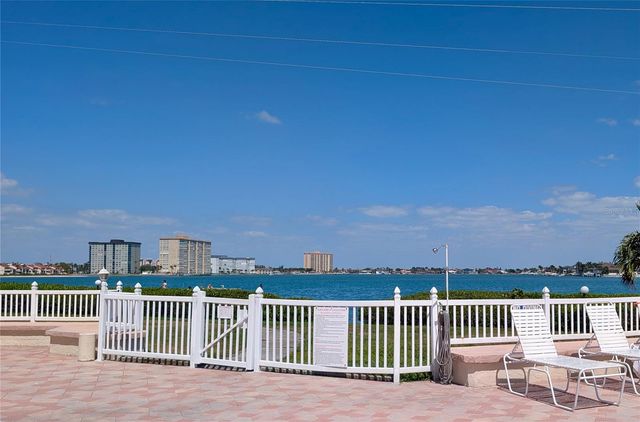 6218 PALMA DEL MAR BOULEVARD S 114, St Petersburg, FL 33715