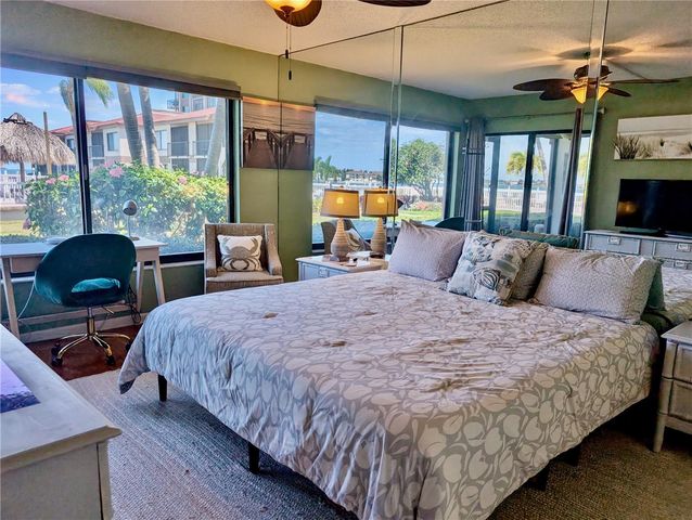 6218 PALMA DEL MAR BOULEVARD S 114, St Petersburg, FL 33715