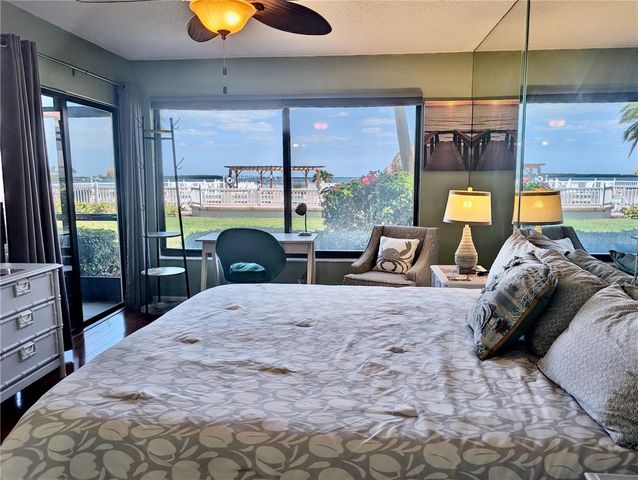 6218 PALMA DEL MAR BOULEVARD S 114, St Petersburg, FL 33715