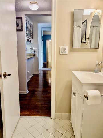 6218 PALMA DEL MAR BOULEVARD S 114, St Petersburg, FL 33715