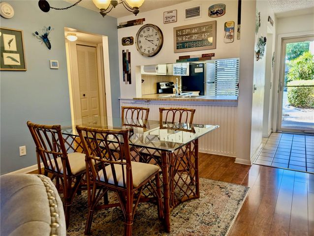 6218 PALMA DEL MAR BOULEVARD S 114, St Petersburg, FL 33715