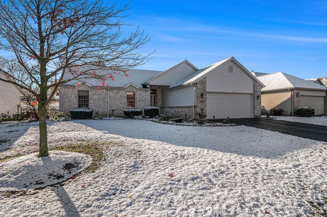 602 Bridgeview Drive, Perrysburg, OH 43551