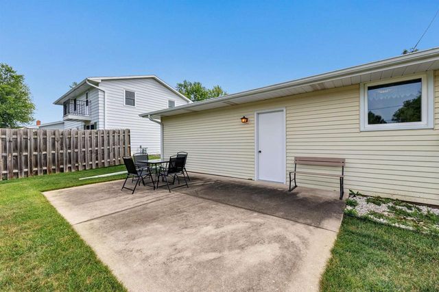 1172 ALICE DRIVE, Green Bay, WI 54304