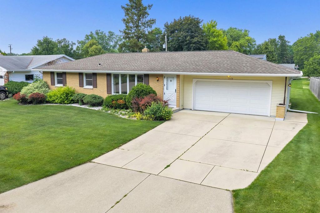 1172 ALICE DRIVE, Green Bay, WI 54304