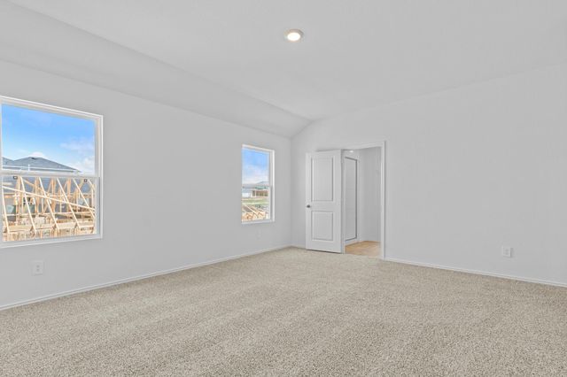 175 Arnold LOOP, Uhland, TX 78640