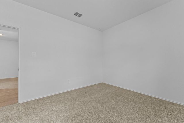 175 Arnold LOOP, Uhland, TX 78640