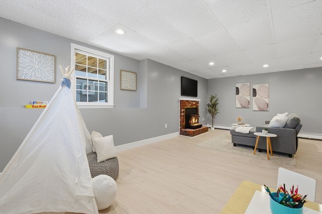 108 Cherry St, Framingham, MA 01701