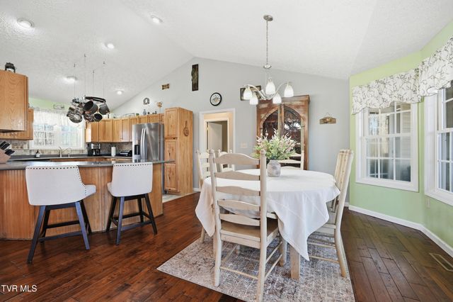 104 Wise Lane, Lebanon, VA 24266