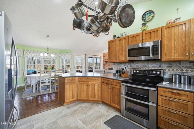 104 Wise Lane, Lebanon, VA 24266