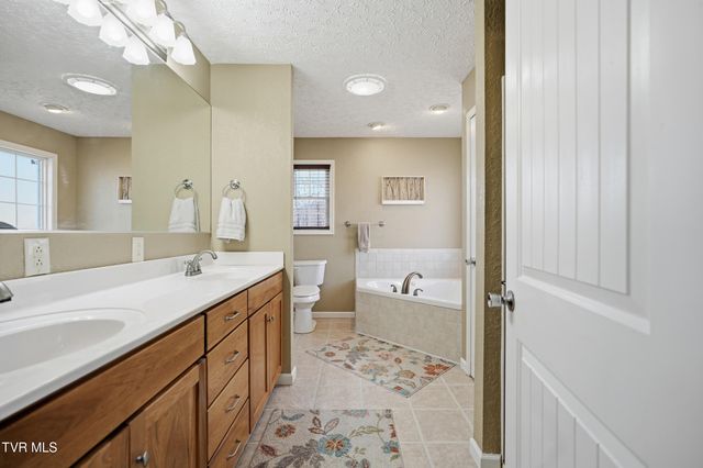 104 Wise Lane, Lebanon, VA 24266