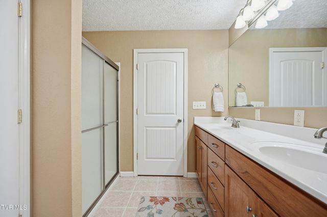 104 Wise Lane, Lebanon, VA 24266