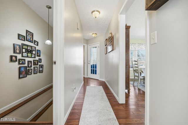 104 Wise Lane, Lebanon, VA 24266