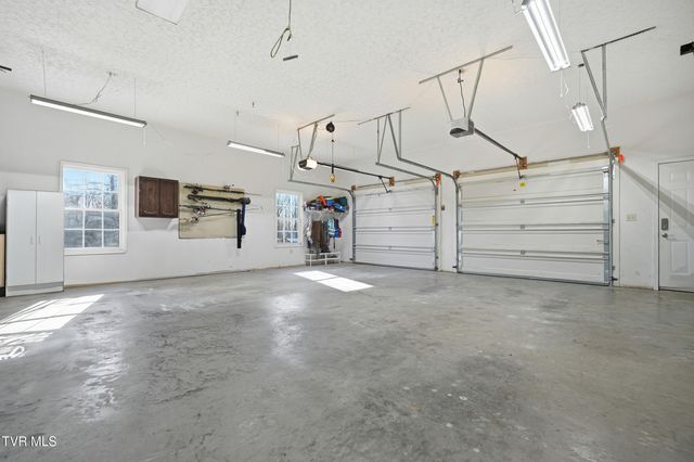 104 Wise Lane, Lebanon, VA 24266