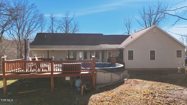 104 Wise Lane, Lebanon, VA 24266