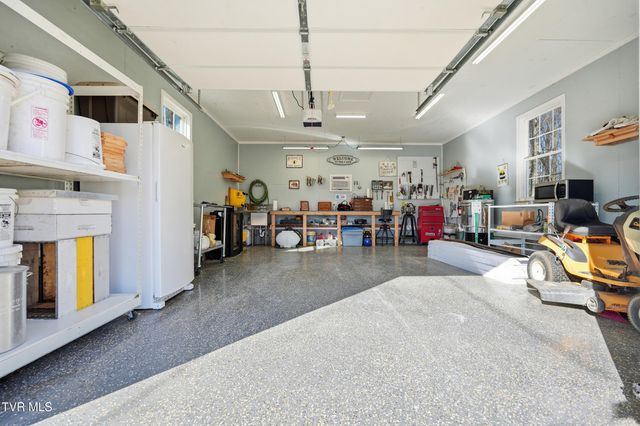 104 Wise Lane, Lebanon, VA 24266