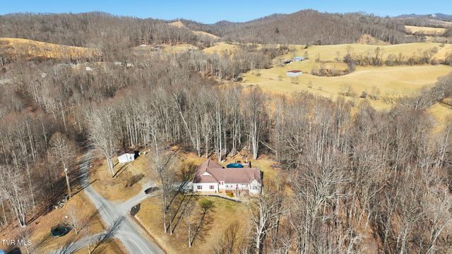 104 Wise Lane, Lebanon, VA 24266