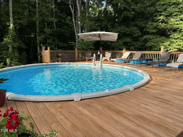 104 Wise Lane, Lebanon, VA 24266