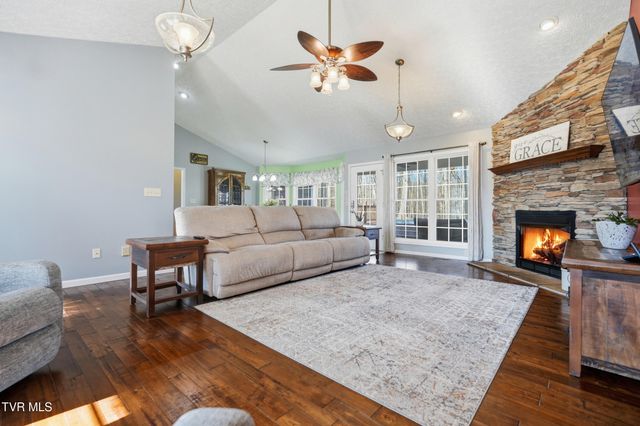 104 Wise Lane, Lebanon, VA 24266