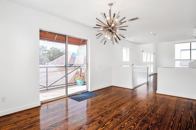 2936 Commerce Street, Houston, TX 77003