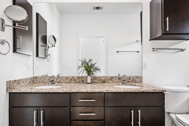 2936 Commerce Street, Houston, TX 77003