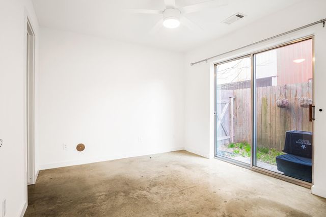 2936 Commerce Street, Houston, TX 77003