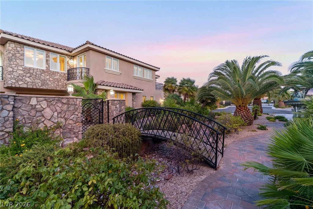 226 East Levi Avenue, Las Vegas, NV 89183 — photo 2
