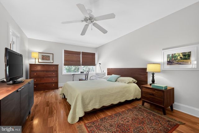 40 SUTPHIN PNES, Yardley, PA 19067