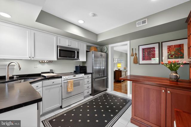 40 SUTPHIN PNES, Yardley, PA 19067