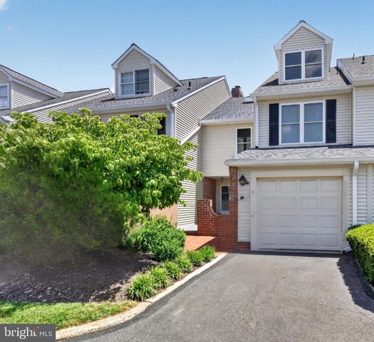 40 SUTPHIN PNES, Yardley, PA 19067