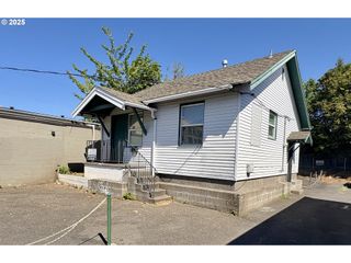 7515 Ne GLISAN St, Portland, OR 97213