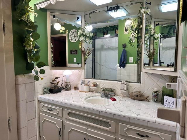 2 Tishimingo Drive, Cherokee Village, AR 72529