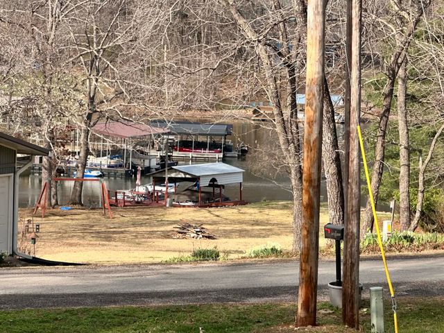 2 Tishimingo Drive, Cherokee Village, AR 72529