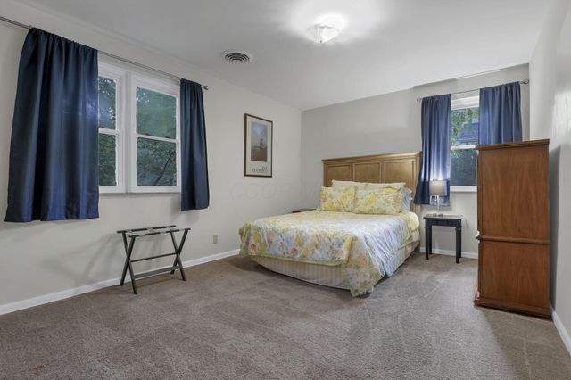 713 Marburn Drive, Columbus, OH 43214