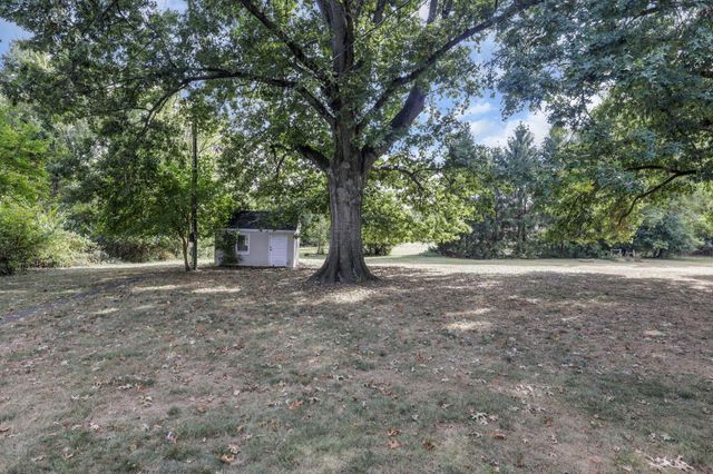 713 Marburn Drive, Columbus, OH 43214