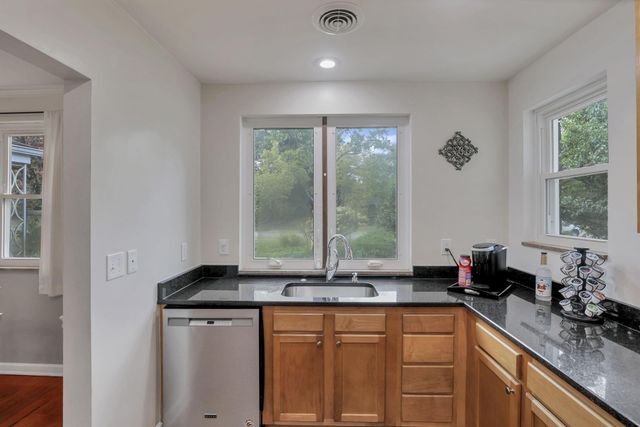 713 Marburn Drive, Columbus, OH 43214